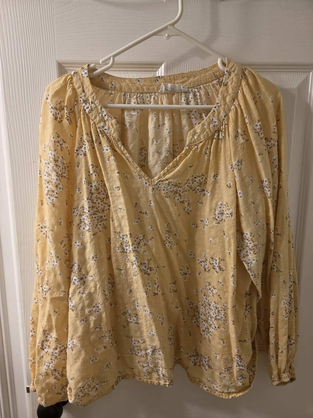 Carly Jean Los Angeles Yellow Floral Peasant Blouse